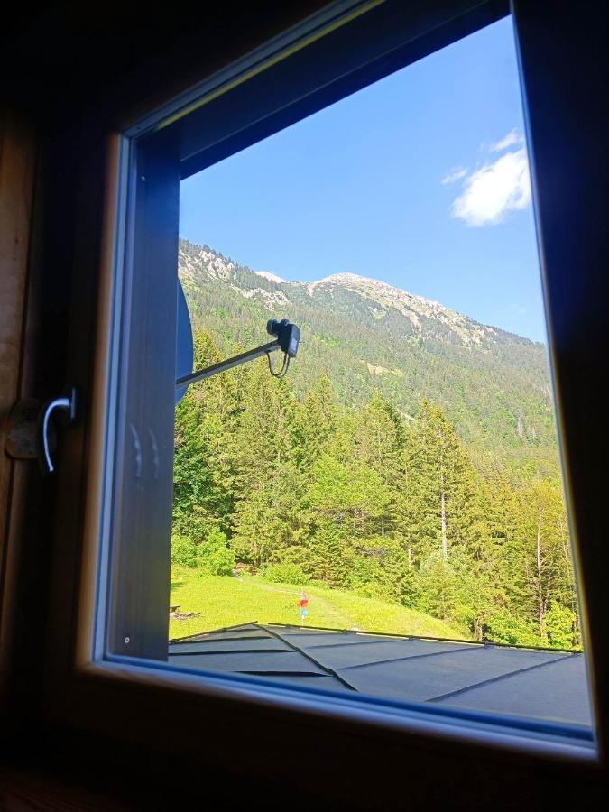 Hostel Valvasorjev Dom Pod Stolom Zirovnica Zewnętrze zdjęcie
