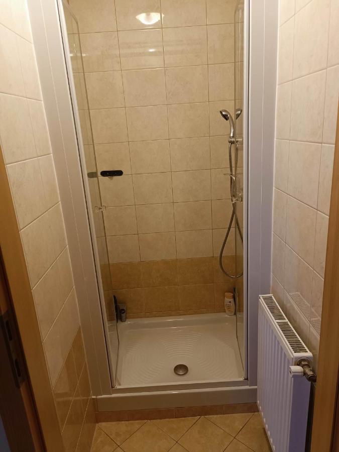 Hostel Valvasorjev Dom Pod Stolom Zirovnica Zewnętrze zdjęcie